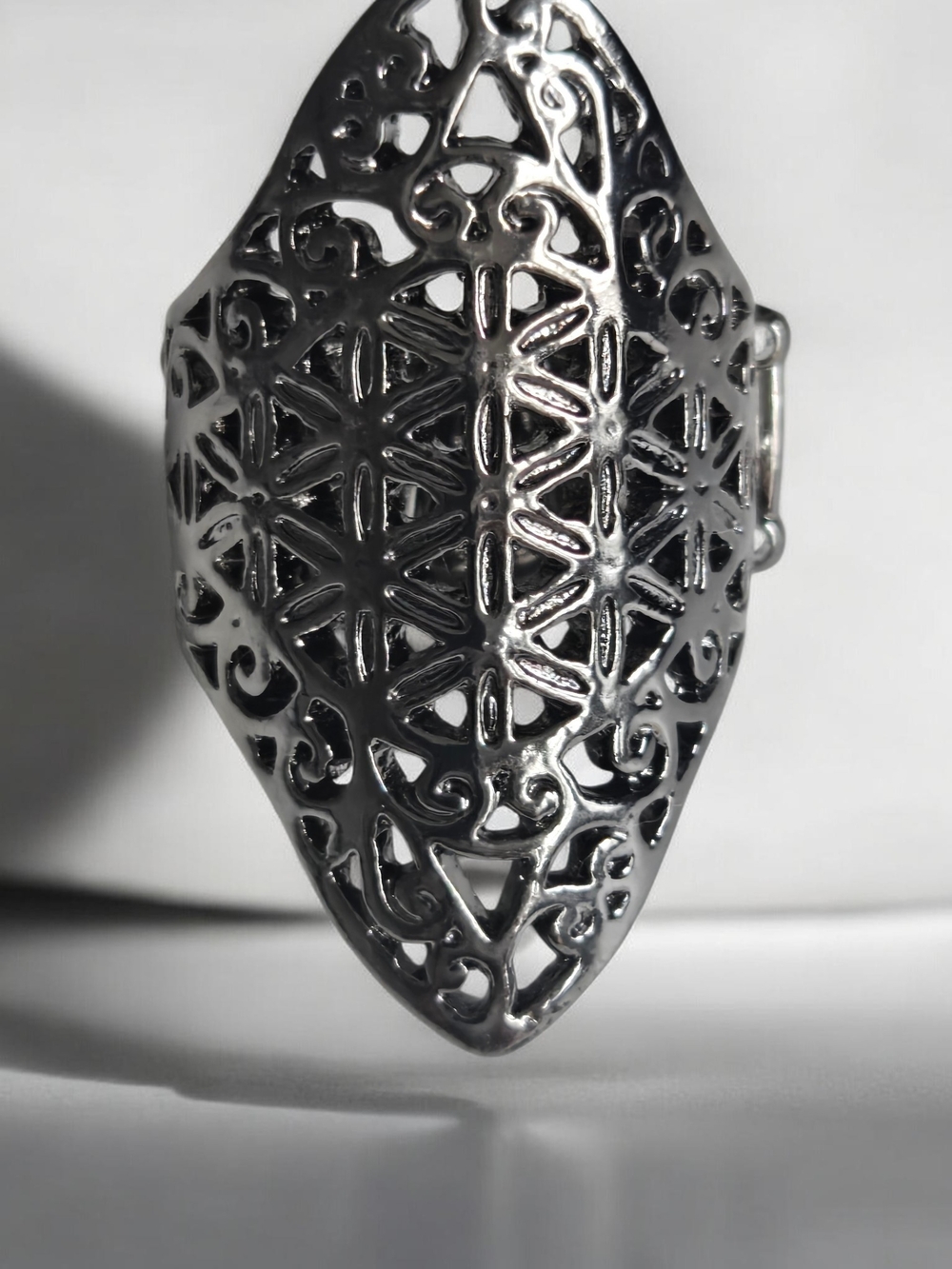 Silver Filigree Shield Ring